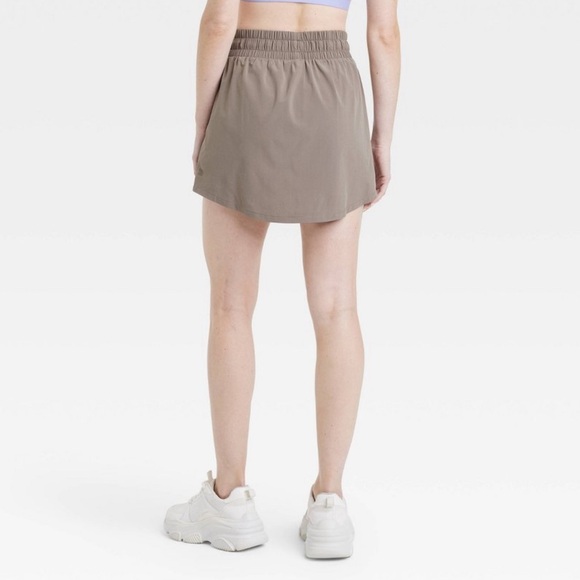 All In Motion Tan Stretch Active Skort size Large NWT Gym Shorts - Picture 3 of 11